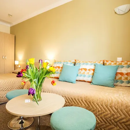 Geneva Hotell 4*