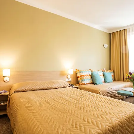 Geneva Hotel 4*