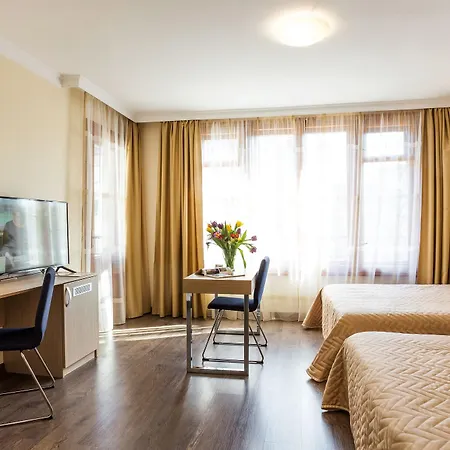 Geneva Hotel