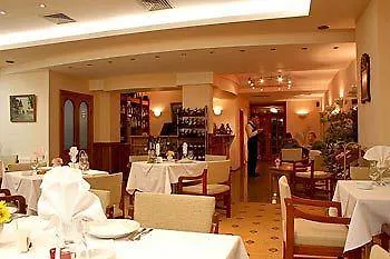 Geneva Hotel 4*