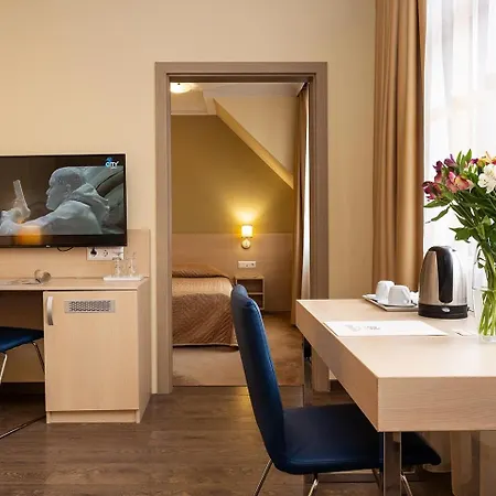 Geneva Hotell 4*