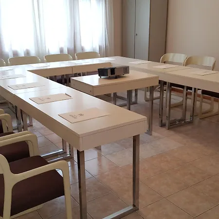 吉尼瓦酒店 索菲亞